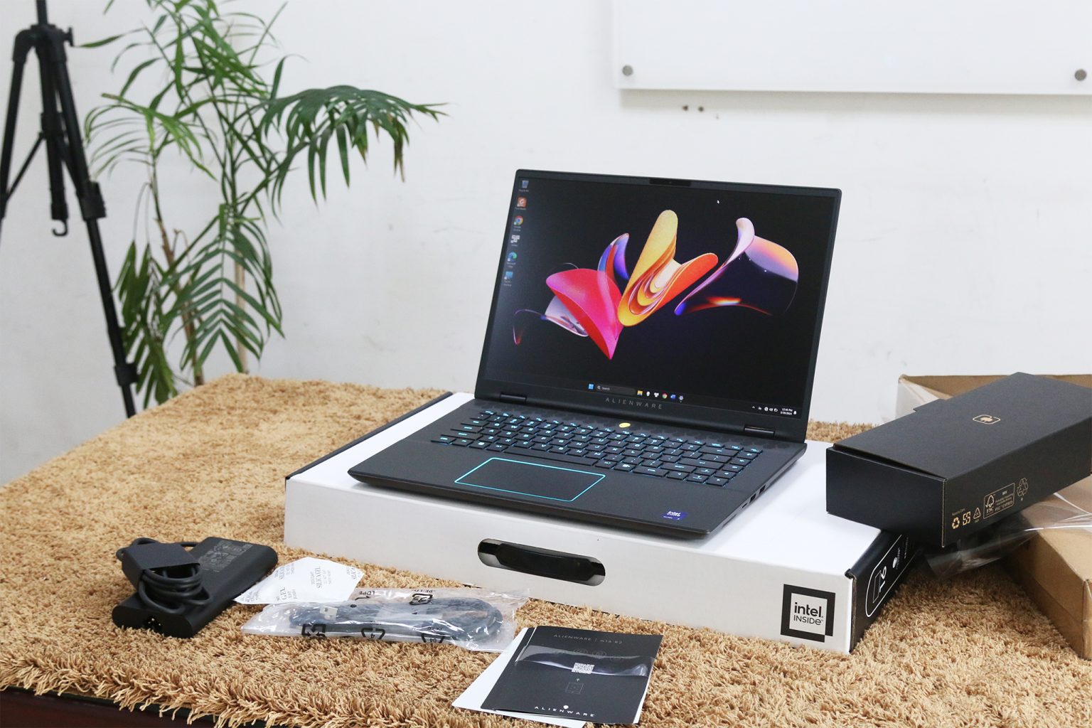 Alienware m16 R2 Core Ultra 7 - 155H - U.S.A Giá tốt tại Hà Nội