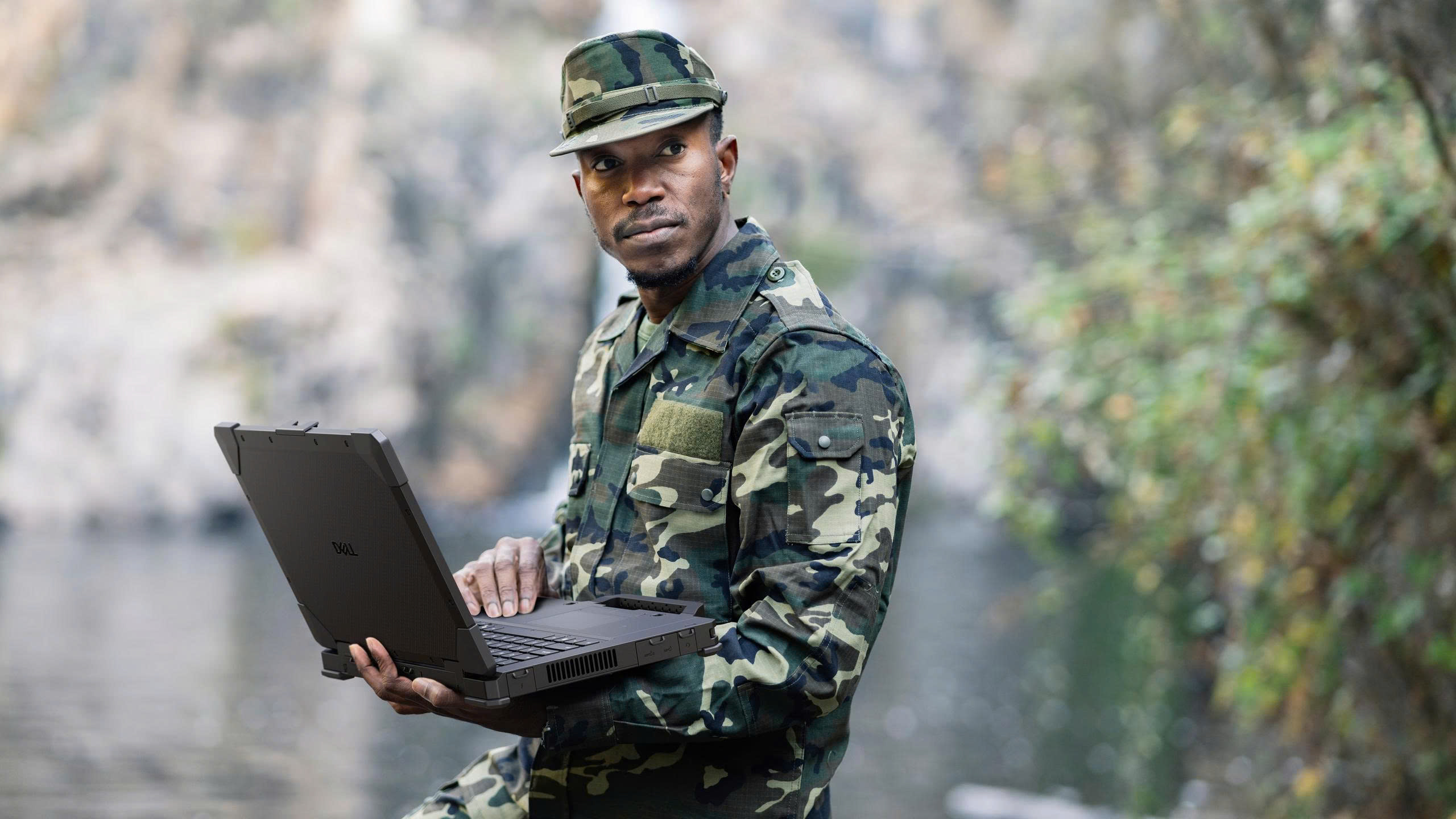 Dell Pro Rugged 14 RB14250 - Hà nội Lab (13)